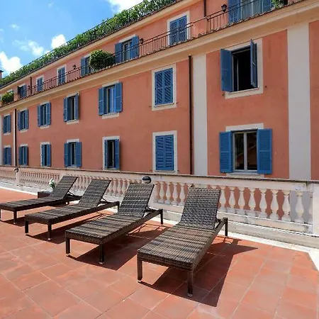 Apartment Piazzetta Margutta Rom